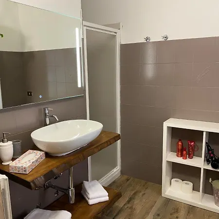 Nicolaus Apartamento Sesto Calende